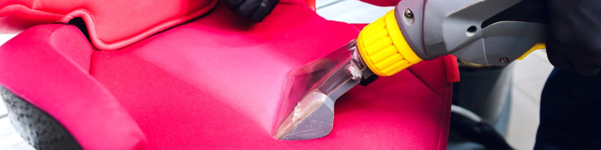 Curățare tapițerie auto la domiciliu